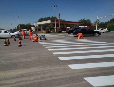 拉萨拉萨专业道路划线施工